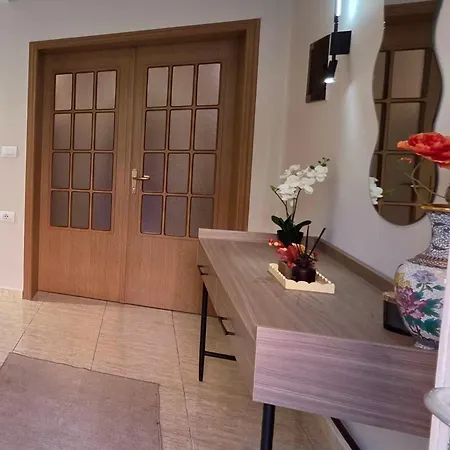 Enjoy Villa- Private Parking Appartement *