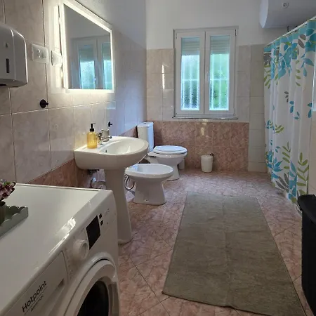 Enjoy Villa- Private Parking * Tirana