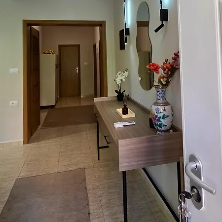 Enjoy Villa- Private Parking Appartement *